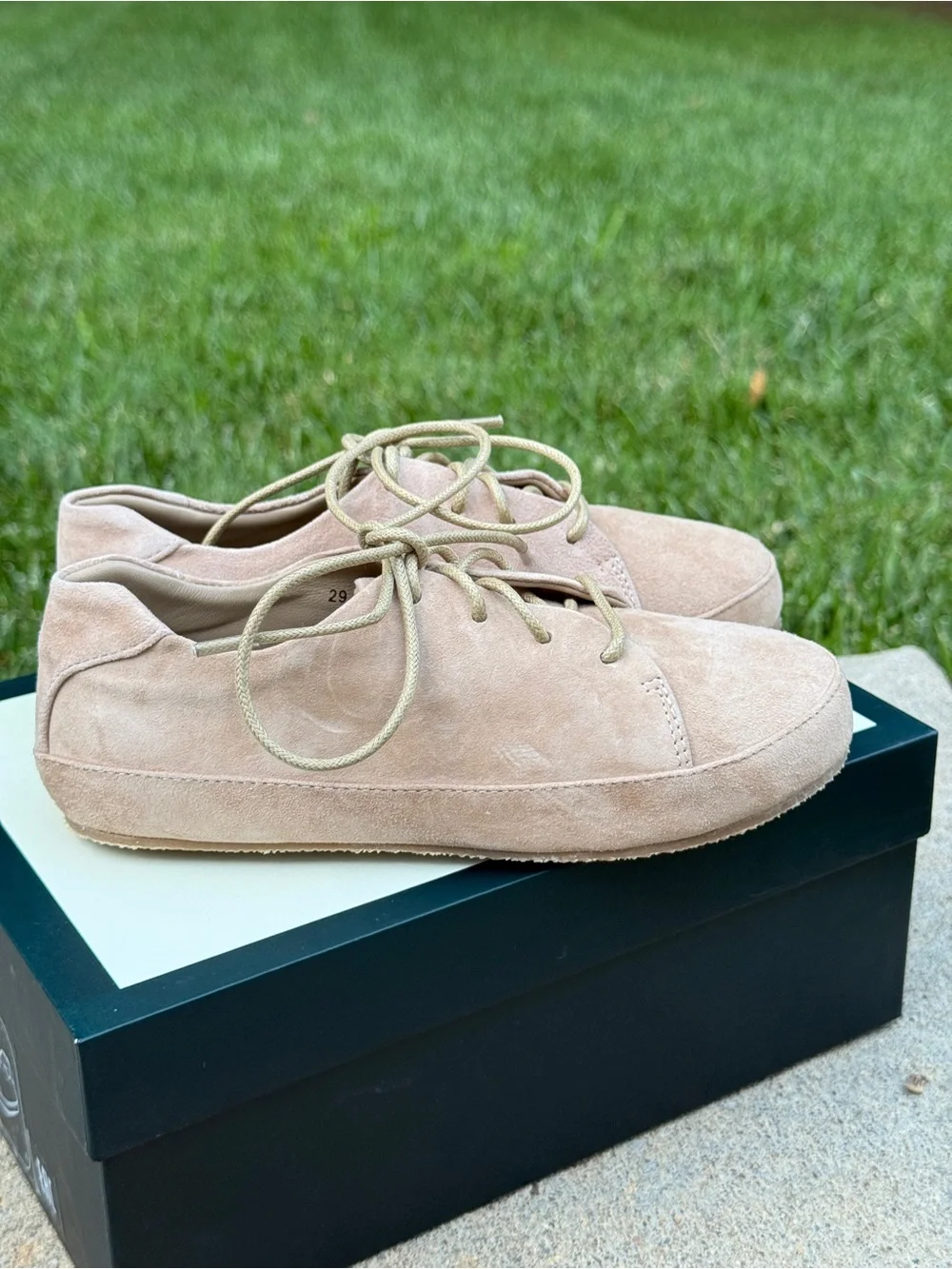 NEW GENTS by Age of Innocence Beige Suede Lace-Up Shoes / Sneakers (EU 29)
